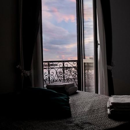 Aurora Luxury Rooms Napoli Esterno foto
