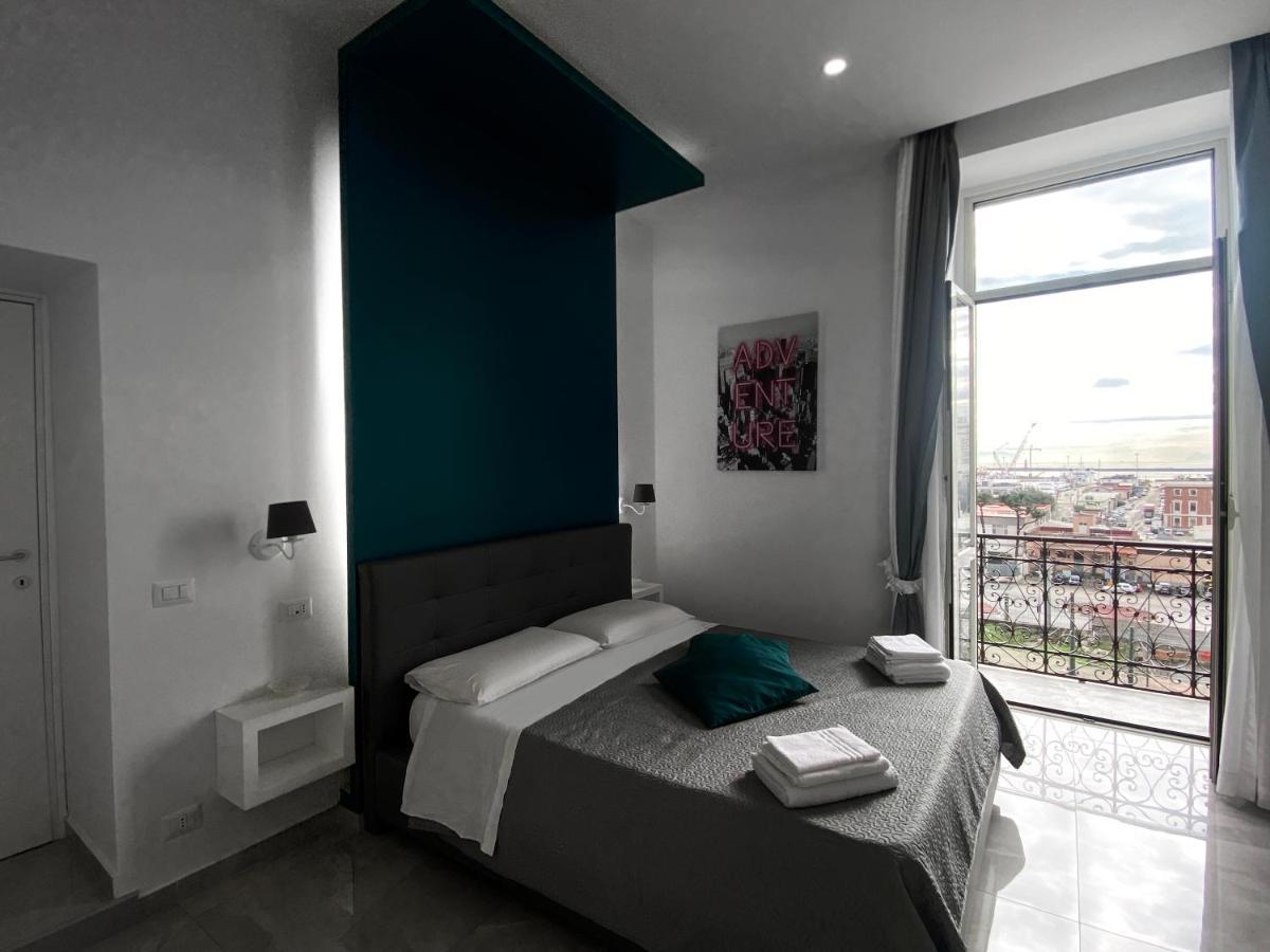 Aurora Luxury Rooms Napoli Esterno foto