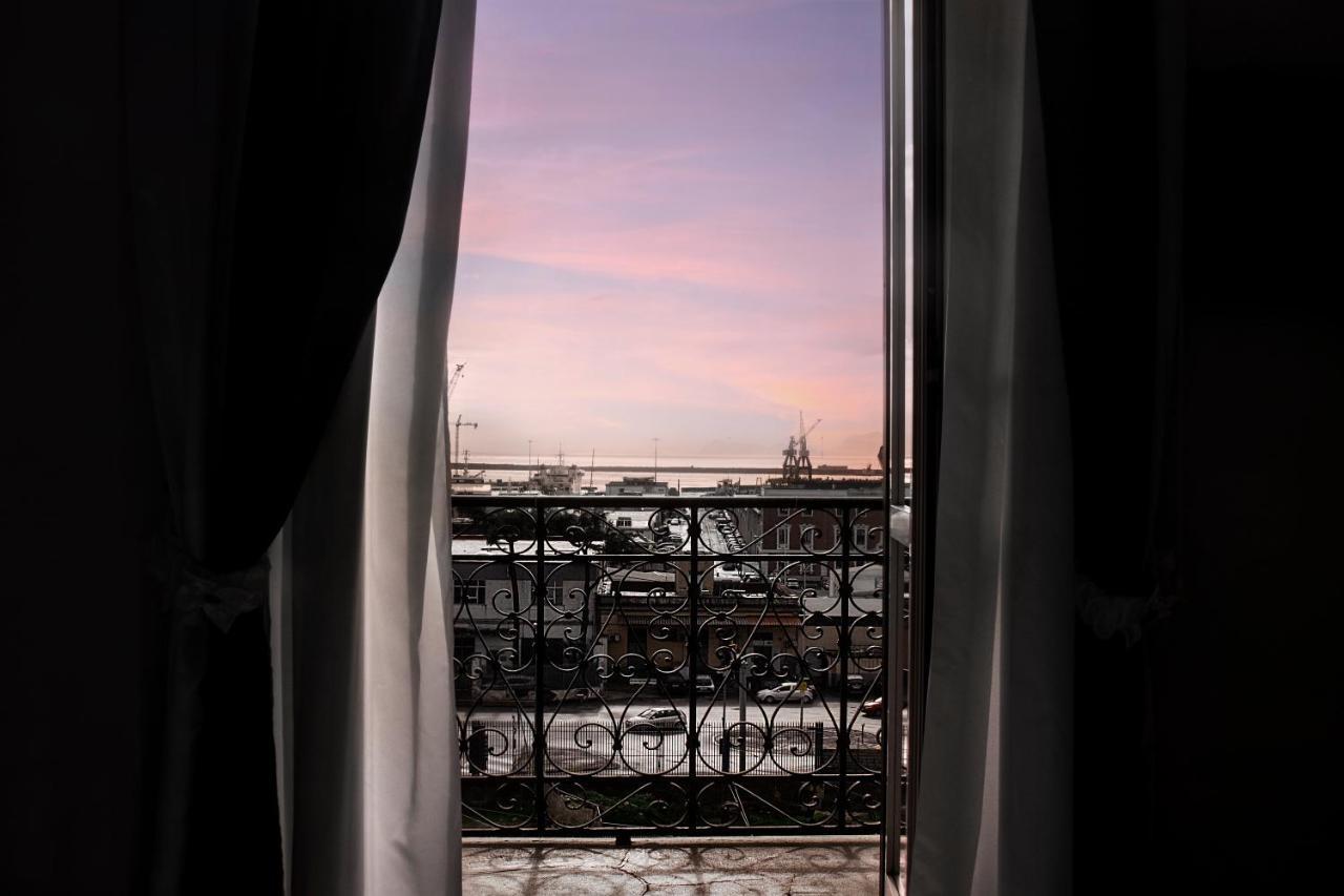 Aurora Luxury Rooms Napoli Esterno foto