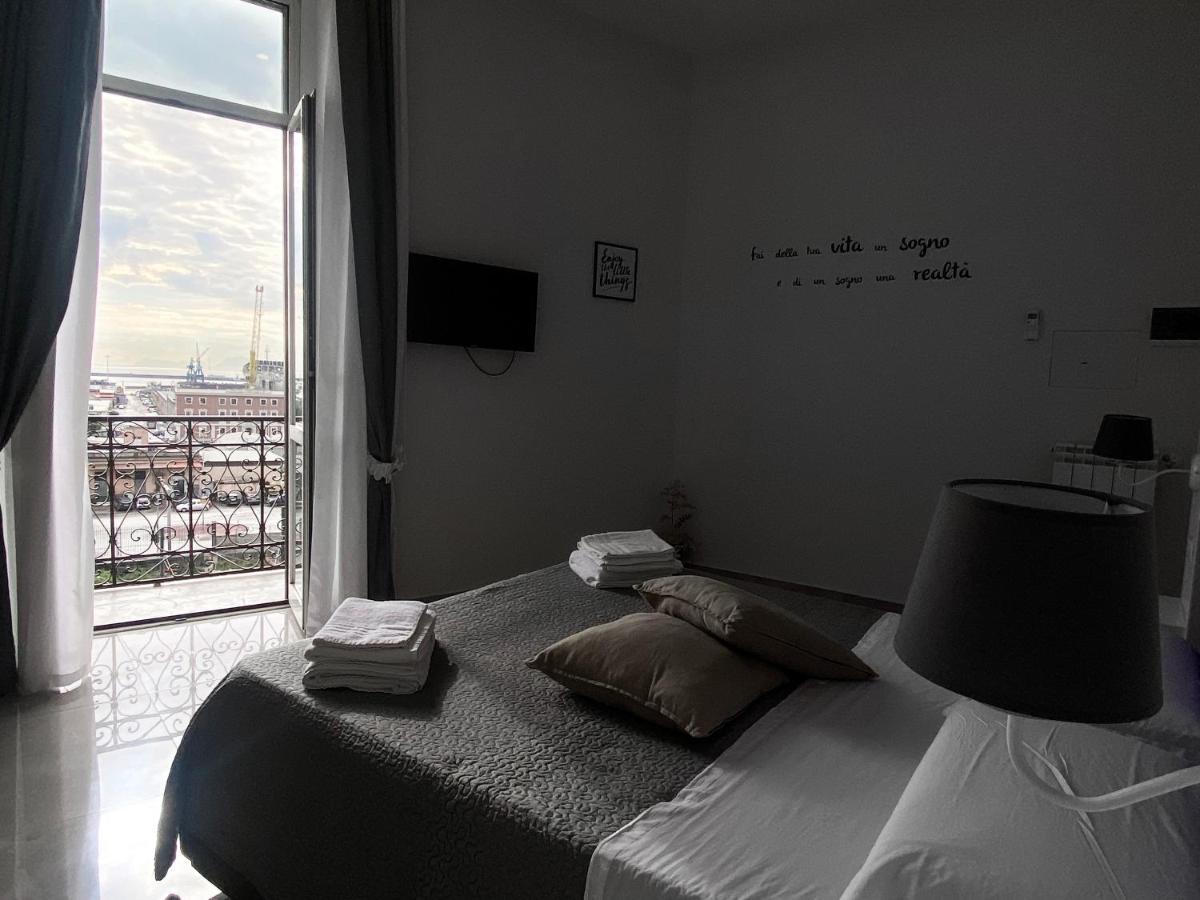 Aurora Luxury Rooms Napoli Esterno foto